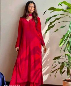 New Stayle Beautiful Pakistani Dress Inpoted Dres