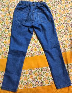 Girl&#39;s Stretchable Jeans for casual wear