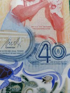 🔥IBNS 2 Dollars From East Caribbean Banknote🔥
