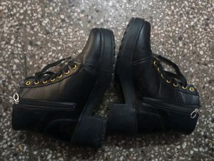 Black Chain Boots (Women) (Winter)