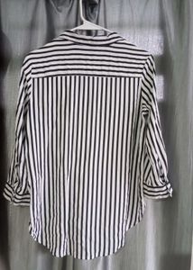 H&amp;M Striped Blouse
