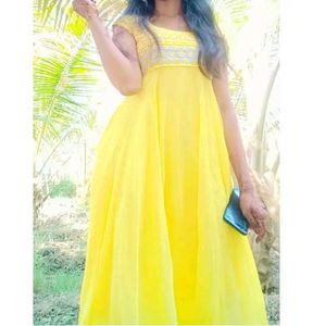 Yellow Dress  💛