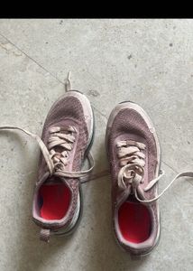 Red Tape Sports Shoes