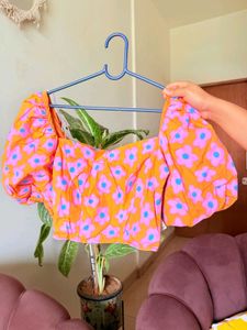 Floral Puff Sleeve Crop Top
