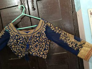 1-TimeUsed NavyBlue Blouse &amp; Dupatta For Lehenga