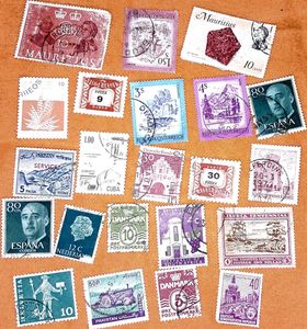 20 Vintage Foreign Stampss