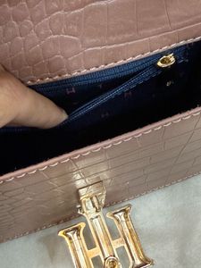 Tommy Hilfiger Crossbody Sling Bag