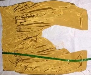 Silk Suits Goldan