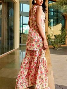 Pari A1 Women's Rayon Hand Block Printed Sleevless