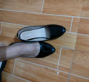 Black Pump Shoes Or Heels For Women