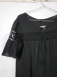Ladies Fency TOP.black Colour Brand New.