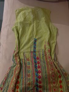 Green Kurti (queen Style From The Movie)