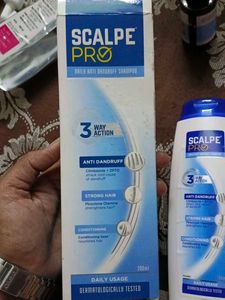 Scalpe Pro Anti-Dandruff Shampoo