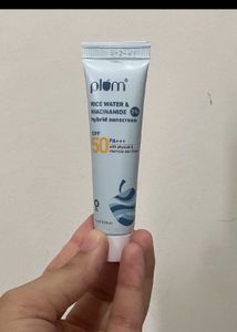 Plum Niacinamide Skincare Kit