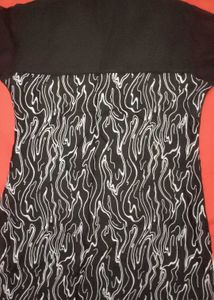 Stylish Black &amp; White Top
