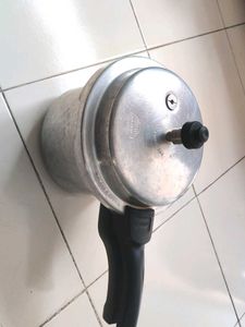 3 Ltr Pressure Cooker
