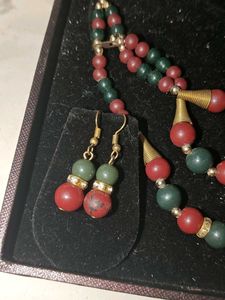 Beaded Necklace &amp; Earring Set