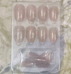 Press On Nails.
