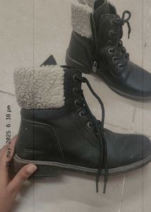 Black Boots