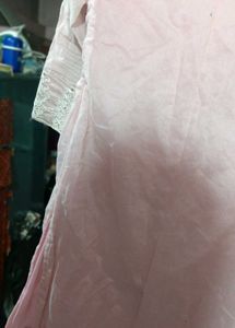 Elegant Pink Embroidered Kurta