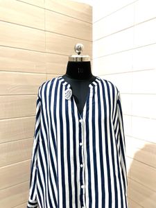 ONLY Imported New Striped Button-Down Top