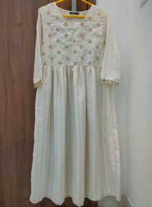 White Embroidered Kurti
