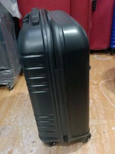 Brand New Kamiliant American Tourister Trolley 55c