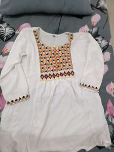 Embroidered White Tunic