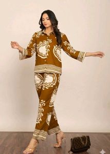 Brown &amp; White Cord Set