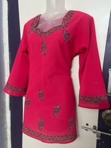 Thin Pinterest Festive Fair Rose Short Kurti💕
