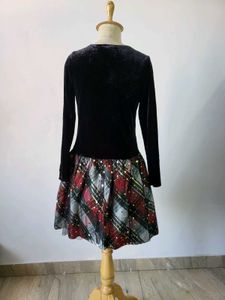 Dress,  Length 34 Inches