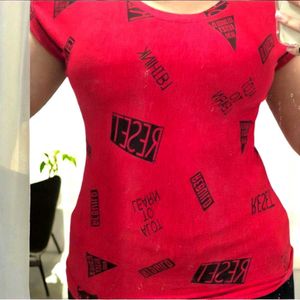 Women&#39;s Trendy Red Graphic Print T-Shirt