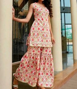 Pari A1 Women&#39;s Rayon Hand Block Printed Sleevless