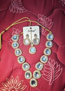 Sahitya Necklace Set
