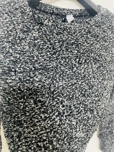 H&amp;M Crop Knit Sweater Acrylic Pullover