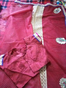 Beautifull Boby Golden Print With Full Lace Saree Ready To Wear With Blouse L Size In Side Spaces Available If Want Large Size 💥💥💥💥🎉🎉🎉🎉💥💥💥