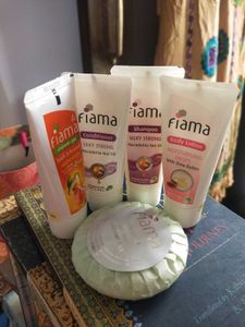 Branded Skincare &amp; Lipsticks Combo
