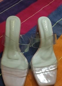 Tokyo Talkies Flats