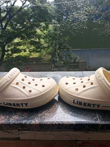 Liberty Clogs
