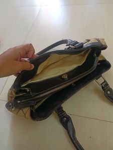 Stylish Patterned Handbag