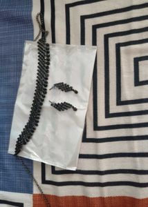 New black diamond necklace