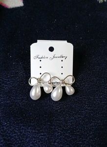 Elegant White Pearl Bow Drop Earrings🤍