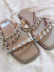 PARTY WEAR SANDAL✨