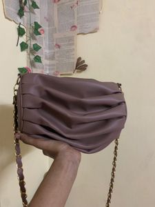 2 Cute Sling Bags 💗🌸
