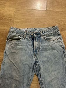 Light Wash Cropped Jeans
