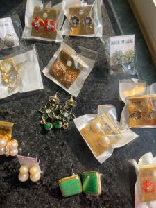 Any 4 Earrings For 99