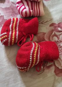 Hand Knit Baby Booties - Assorted Colors