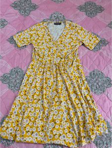 Sassafras Yellow &Off White Floral Printed Dress