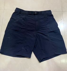Uniqlo Geared Navy Blue Shorts.