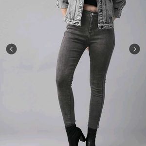 Roadster Charcoal Grey Skinny Jeans